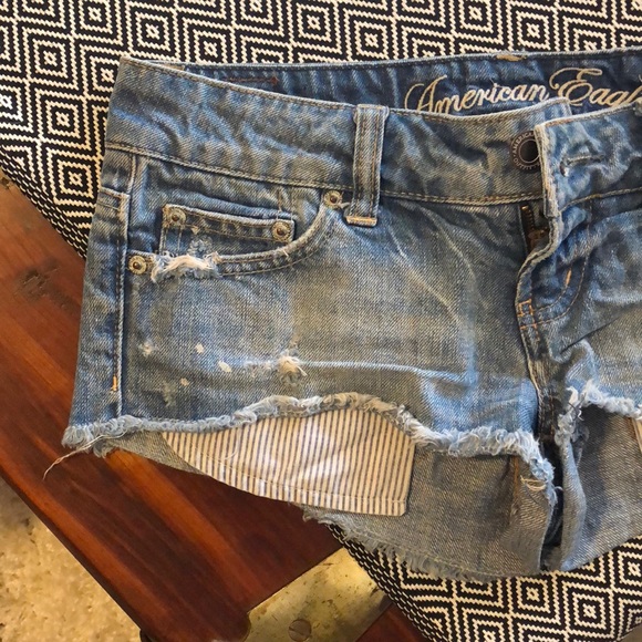 Like new jean shorts - Picture 1 of 4